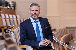 Marco Ammer Moderator Podiumsdiskussion